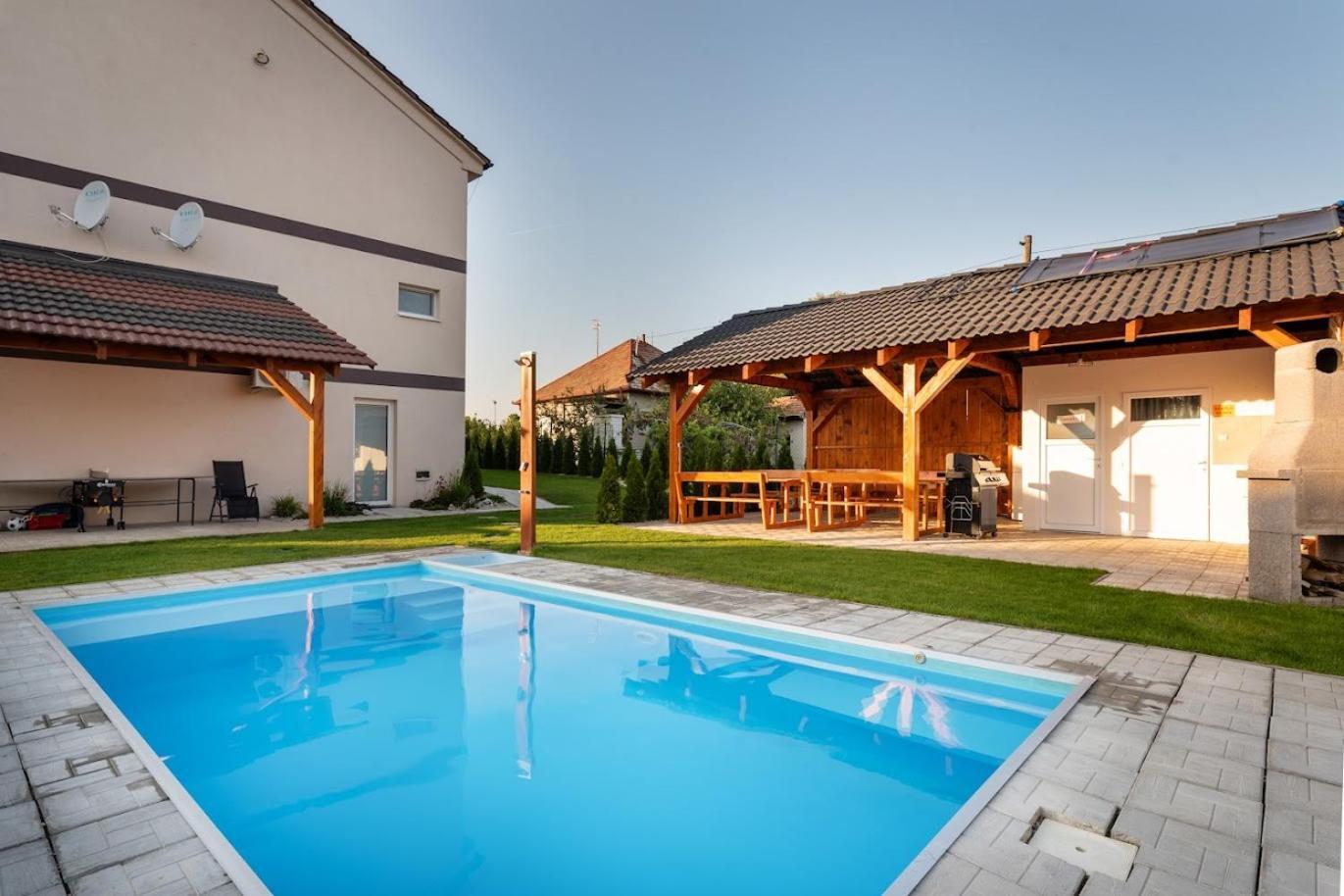 Rezidencia Podhajska Aparthotel Exterior photo